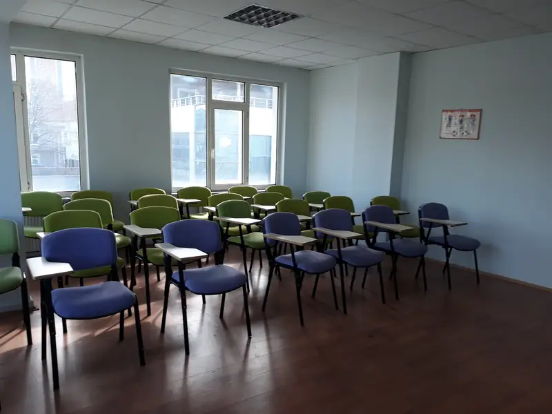 Teorik derslerin yapıldığı sınıf